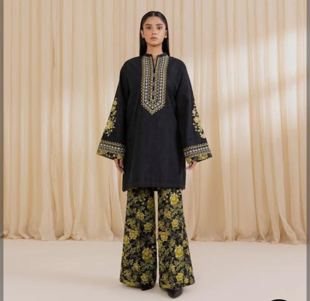 Sapphire 2-Piece Embroidered Khaddar Suit – Black & Gold Winter Luxe Edition