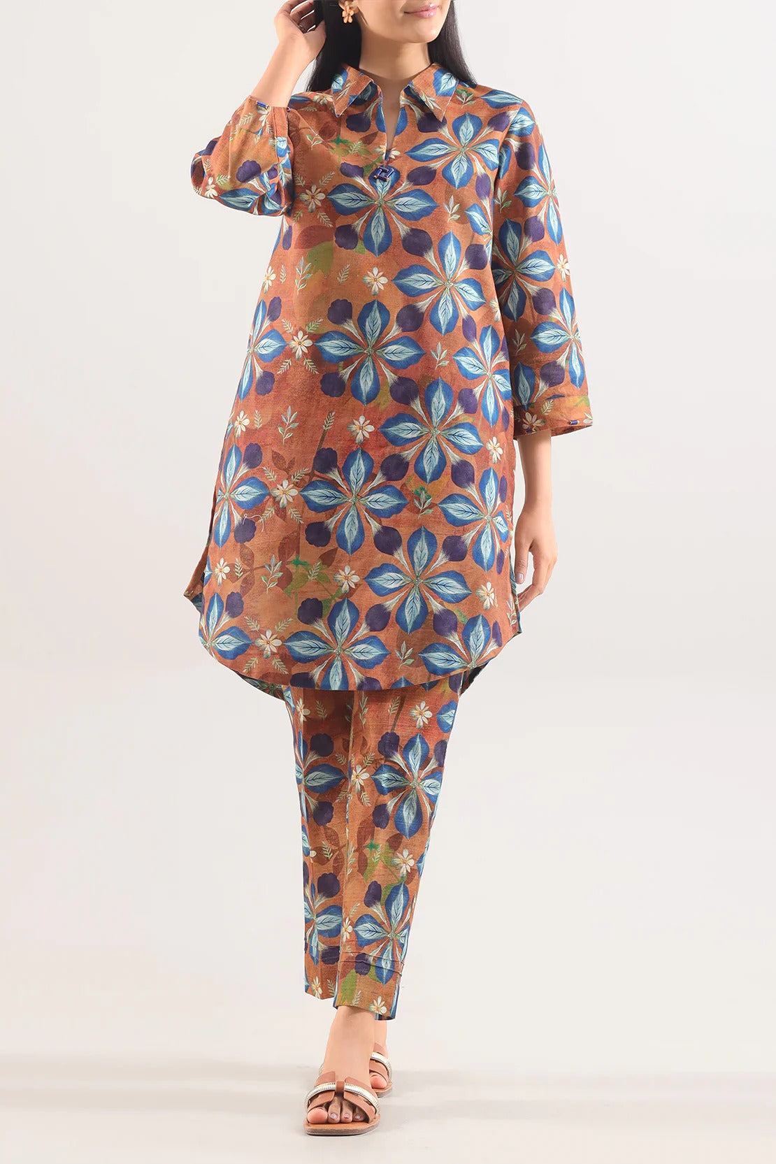 Saya Premium Khaddar 2-Piece Suit – Printed Cotton Khaddar Shirt & Trouser